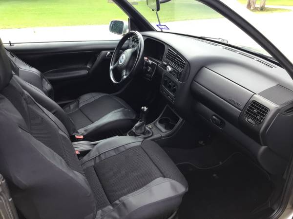 1999 VW Cabrio descapotable - $5,500 (Seabrook)63622387082881123