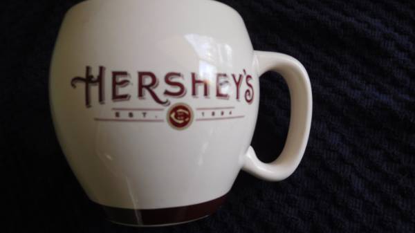***Hershey's Mug--NEW*** 1