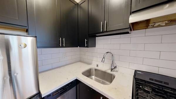 $1,645 / 340ft2 - Spacious Studio with Natural Light! Unit #511 (tenderloin)63936606305923124