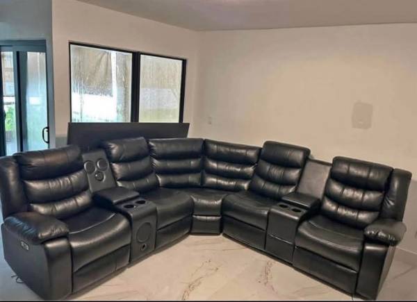 Real nice condition Reclining couch 1