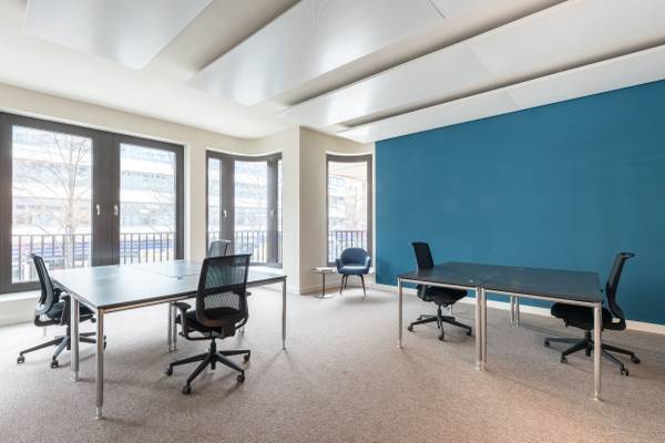 Scaling Fast? Spacious Offices Ready for your Team - starting at $4909 1
