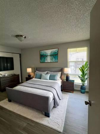 $1,850 / 2br - 1048ft2 - This place will feel like home! 2 bed, 1 bath available! 1048 Sq Ft! (Kent)63400069296643122