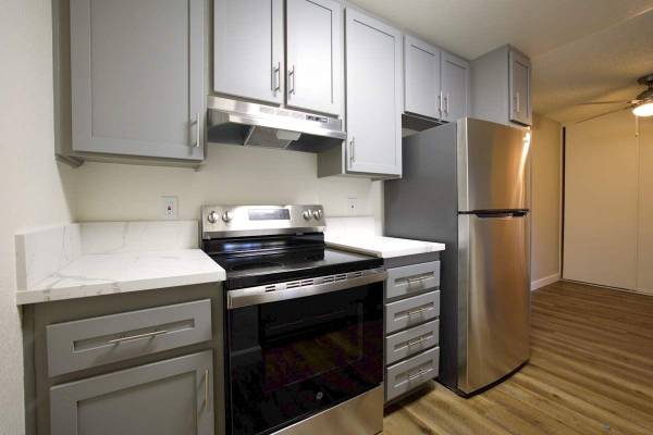 $2,678 / 2br - 919ft2 - Dishwasher, Fireplace, Playground63701166436995123