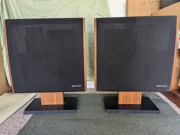 Vintage Dahlquist DQ10 Speakers Pair w/Stands 1