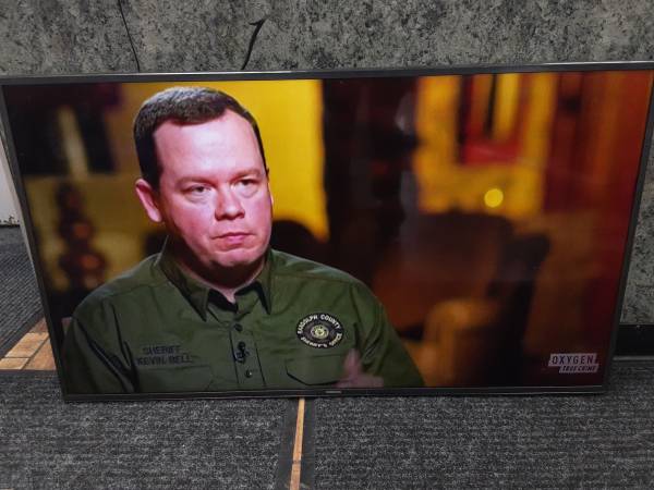 Samsung 50" Television- UN50MU6070F- Reference # 194736-1 1