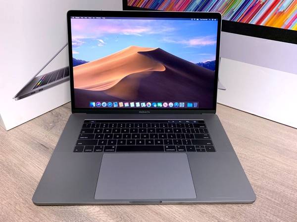 Macbook pro 15" 1