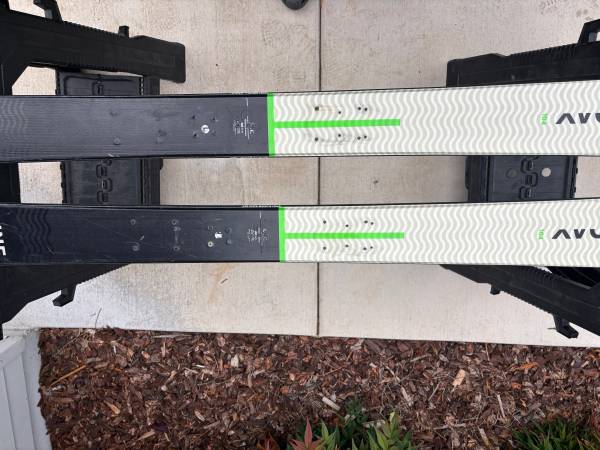 Skis - Line Sick day 104 - 179cm - good condition - sporting goods