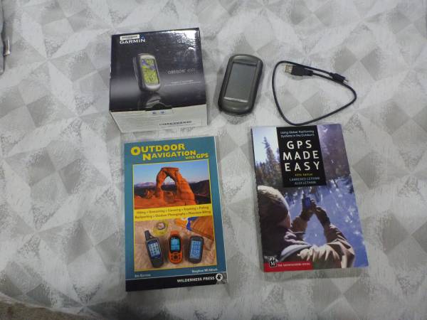 Garmin Oregon 450t hiking GPS 1