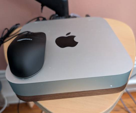 M2 24GB/512GB Mac Mini + peripherals included (Ready to use as-is