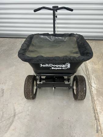 Salt spreader 1