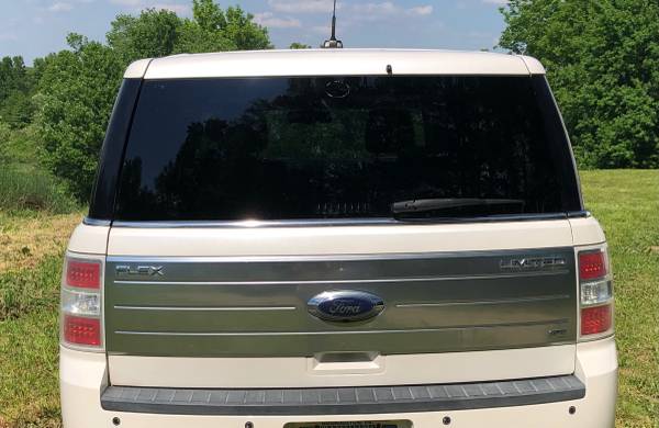2010 Ford Flex - $4,000 (Volant)63654695129347123