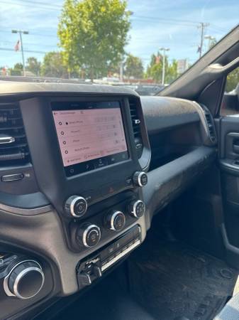 2022 RAM Tradesman Standard Cab - Photo 8