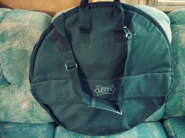 LEVY CYMBAL BAG 22" padded 1