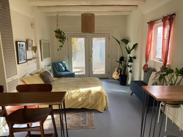 $1,325 Furnished Studio available month to month (Casa Alegre)63659884937731120