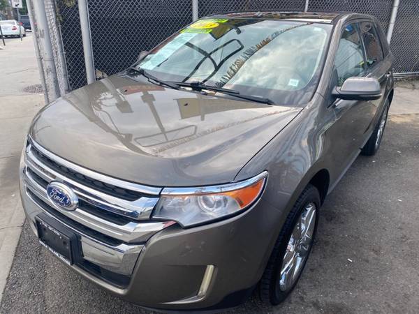 Mire este impecable Ford Edge 2013 con 104,645 millas - queens - $8,995 (Middle Village)63614442990849120