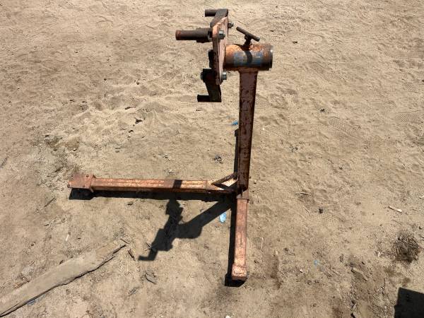 Engine stand 1