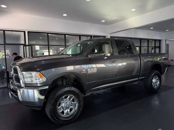 2016 Ram 2500 Crew Cab Tradesman Pickup 4D 6 1/3 ft 6-Cil, Turbo Diésel, - $24995.0063618518936321120