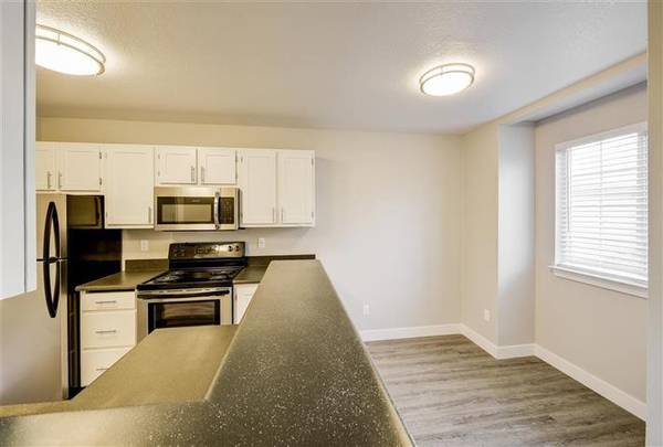 $1,715 / 2br - 955ft2 - $750 Off 1st Months' Rent (Reno)63654656320771121