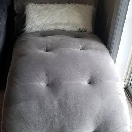 Chaise - like new - $200 1