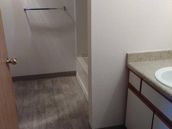 $1,175 / 1hab - 565ft2 - Zona de juegos, Persianas, Piscina (temporada)63831325903235124