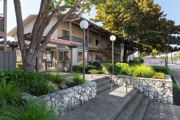 $2,867 / 2br - 900ft2 - Admite mascotas, cabañas junto a la piscina, paisajismo exuberante (hayward / castro valley)63667905588097120