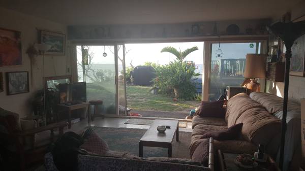 $1,025 / 4br - North Shore, Waialua, Haleiwa (Beachfront House/Crozier Drive)63686672890755122