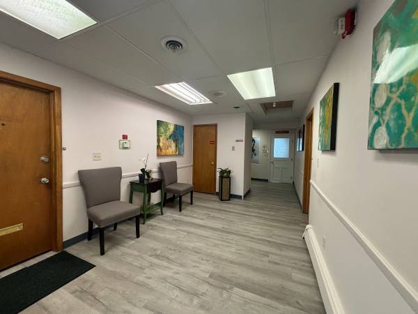 $1,600 / 450ft2 - ***SPACIOUS OFFICE SPACE w/ Heat included!!*** (Malden / Pleasant Street)63612006075521122