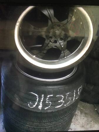 Set4 tires 215 35 18 and rims  ELMOFLESk 1