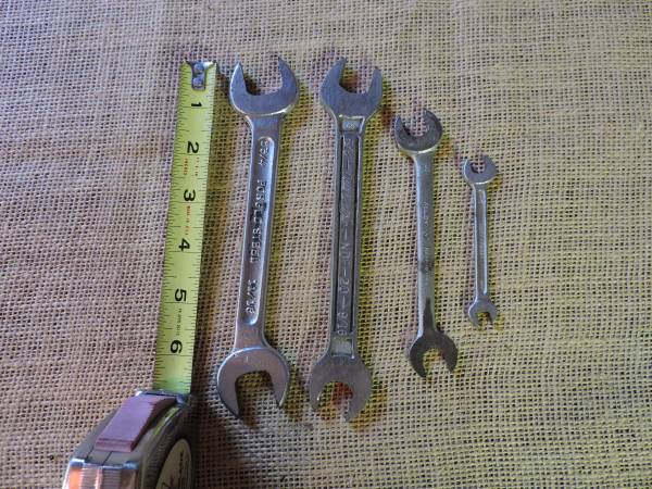 4 Piece Open End Wrench Set (1) 1