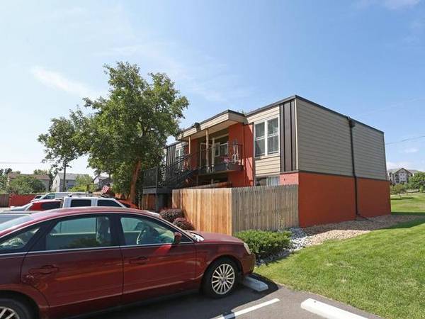 1 Maintenance on site, Pantry, Walking/Biking Trails, Dishwasher 1