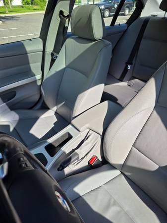 BMW 328i.  2008 - $8,400 (Greenwich ct)63654721398657124