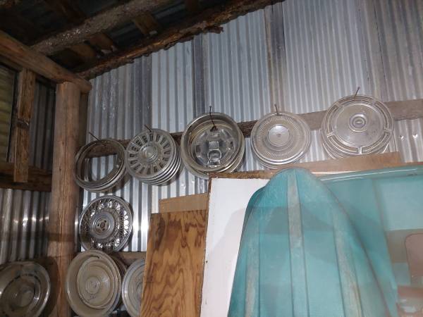 More hubcaps 1