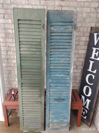 Shutters - Authentic antique pegged mortice and tenon construction. 1