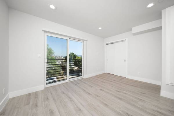 $2,000 / 3br - 1300ft2 - 3BD/3BA MOVE in READY (5221 Cleon Ave , North Hollywood, CA 91601)64035739376515122