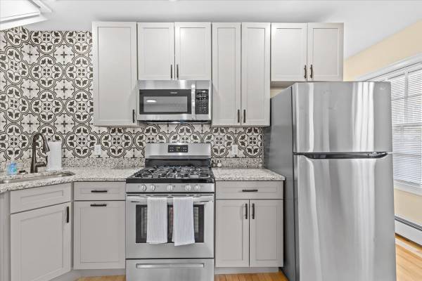 1 46 Campus Ct - AVAILABLE JUNE 1st, 2026 1