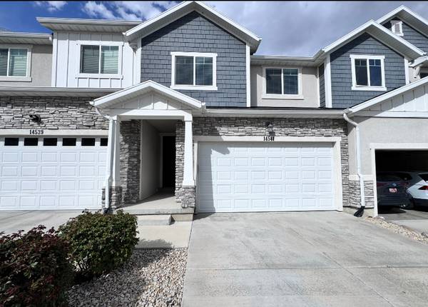 $3200.00 / 5br - 2280ft2 - ¡Fantástico adosado!!63674310703745120