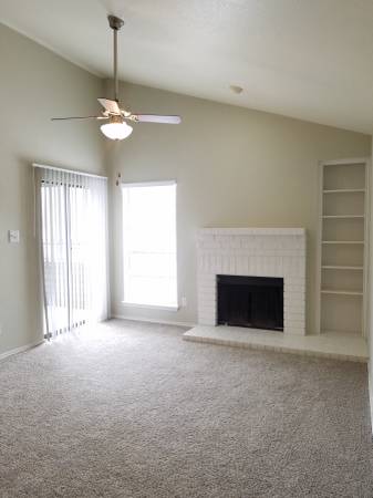 $1,099 / 1br - 🎃 Spooktacular 1 Bed/1 Bath w/ W/D connections, $99 Lea (6350 Meadowvista Dr.)64036538507522123