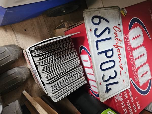 CALIFORNIA LICENSE PLATES 1