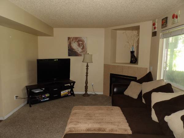$1795.00 / 3br - 1580ft2 - Tres habitaciones con vista al campo de golf63658263964931124