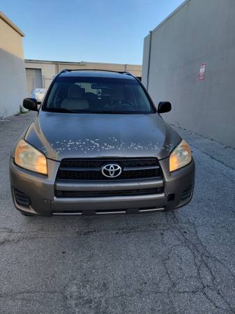 2009 Toyota Rav4 4 cilindros con transmisión automática - $6,500 (West Palm Beach)63479992486915122