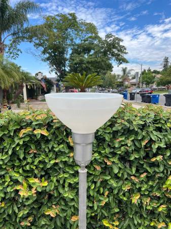 Antique Ash Tray Lamp Standing Light lamp - $200 (burbank)63471471914243123
