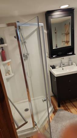 $1,675 / 1br - Tranquility on the Washougal River!!! (Washougal)63820825085953122