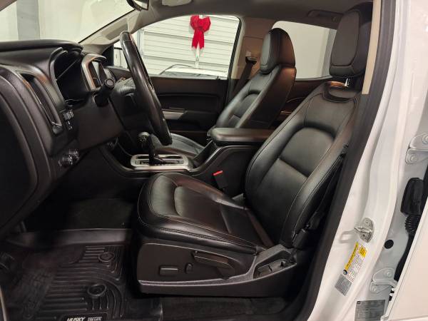 2016 Chevrolet COLORADO LT 4X4 - Photo 12