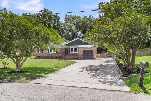$2600.00 / 3br - 1188ft2 - 6305 Lucille Dr64016109085442121
