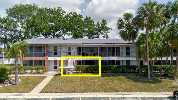 $2000.00 / 2br - 913ft2 - Ground Floor Unit - 2 Bed 1 Bath Condo 55+ Complex w/ Central AC63976136836099120