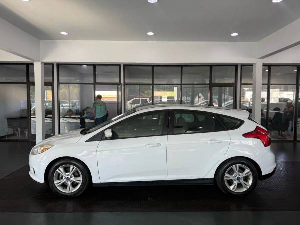 2013 Ford Focus SE Hatchback 4D 4 cilindros, combustible flexible, 2.0L - CUDL CERTIFICADO - $4995.0063435537176707123