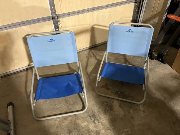 Folding Beach Chairs 1