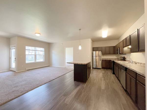 Fargo ND, 2BD 2BA, Elevator 1