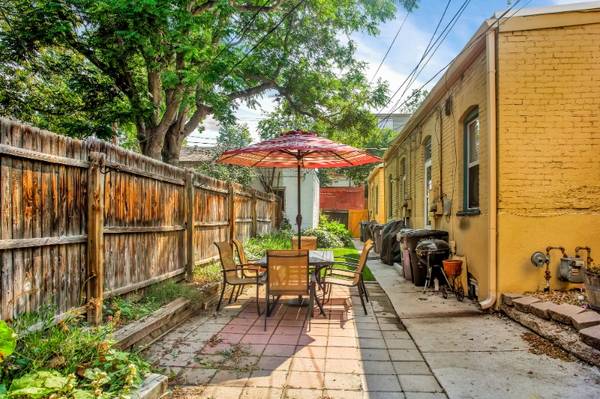 $2595.00 / 2br - 980ft2 - Beautiful Row Home in the Heart of Capitol Hill!63679423991937121