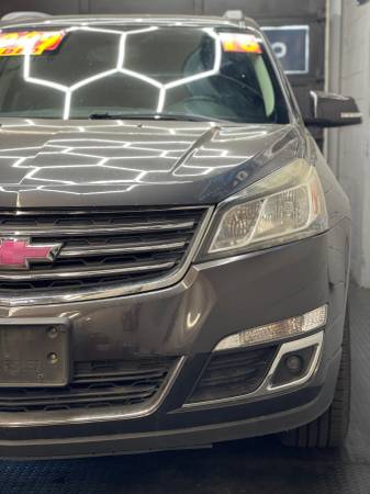 2016 Chevrolet Traverse LT - Título Limpio, ¡¡CARGADO!! - $7,999 (Advanced Premier Auto LLC)63618519214465122